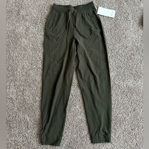 Lululemon License to Train HR Pant